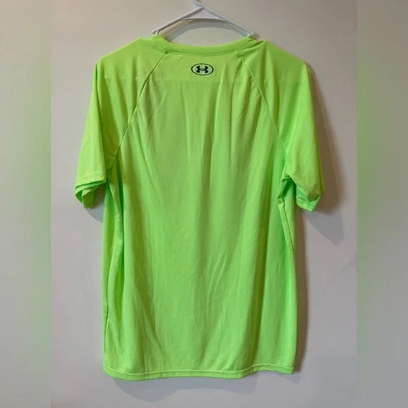 2 Under Armour Shirts - Picture 5 of 12